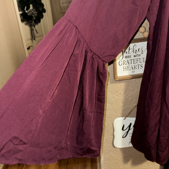 Rancho Estancia Women’s Maroon Top Ruffle Sleeve Ends Plus Size 3X NWT - Picture 2 of 2